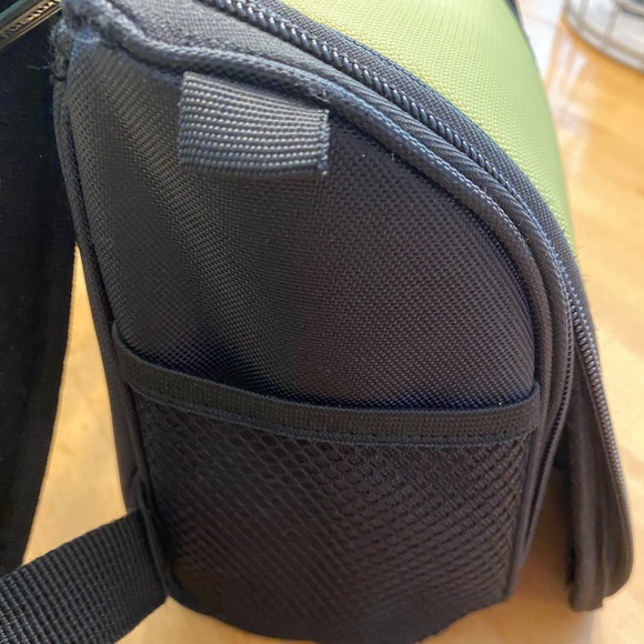 Nintendo DS Mini Backpack Case - Picture 5 of 7